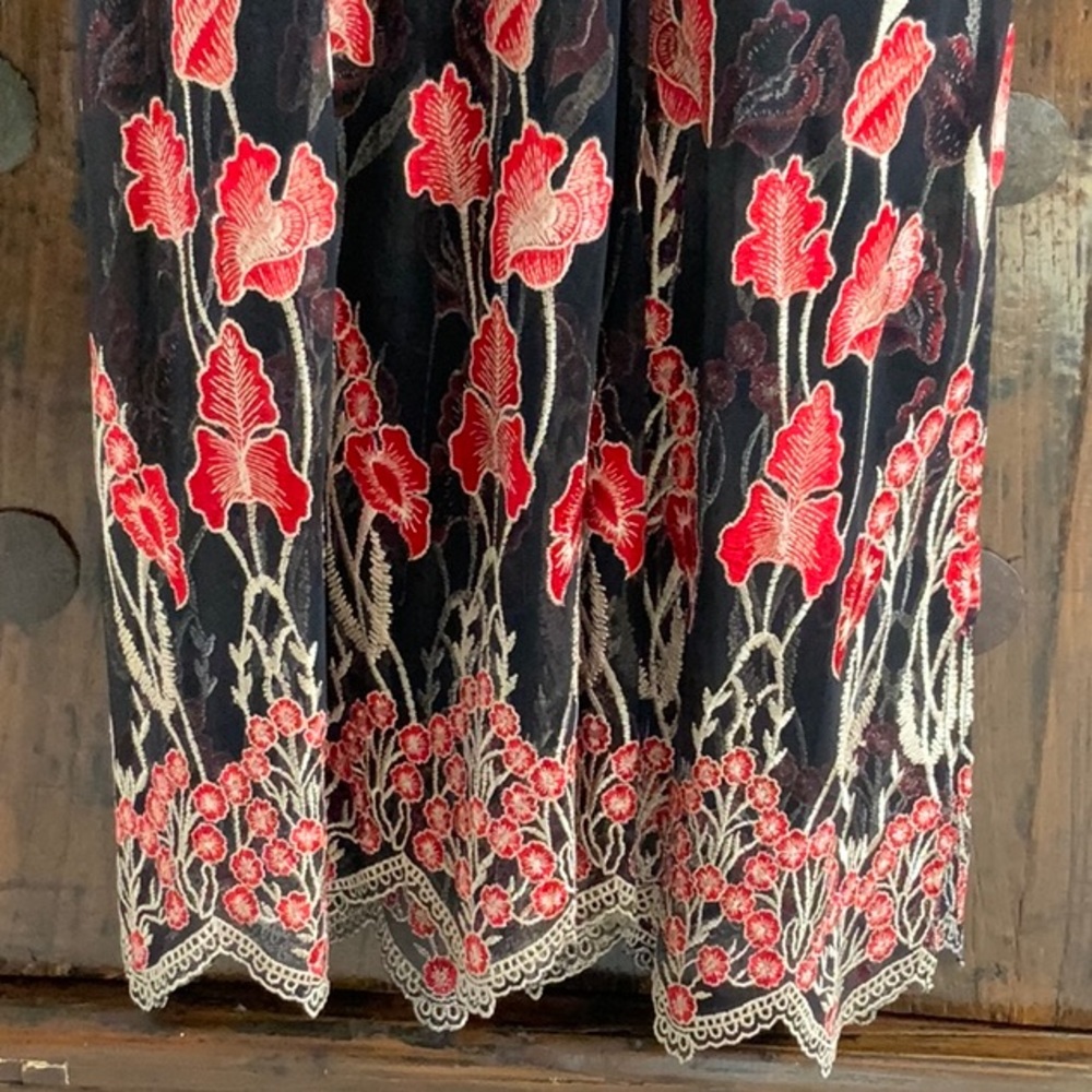 Dress - Picture 3 of 7